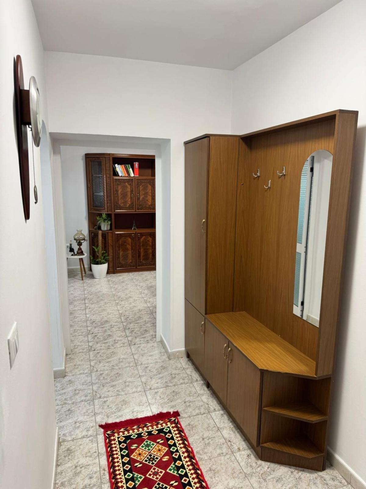 Leilighet Emiri Center Tiranë
